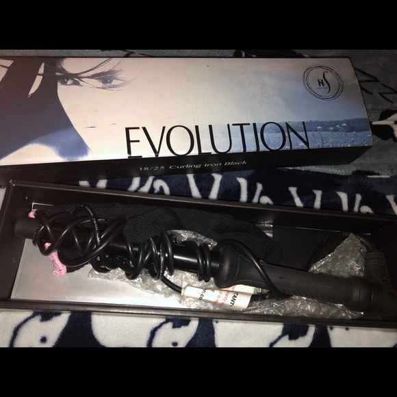 Professional Evolution curling iron - Picture 1 of 3